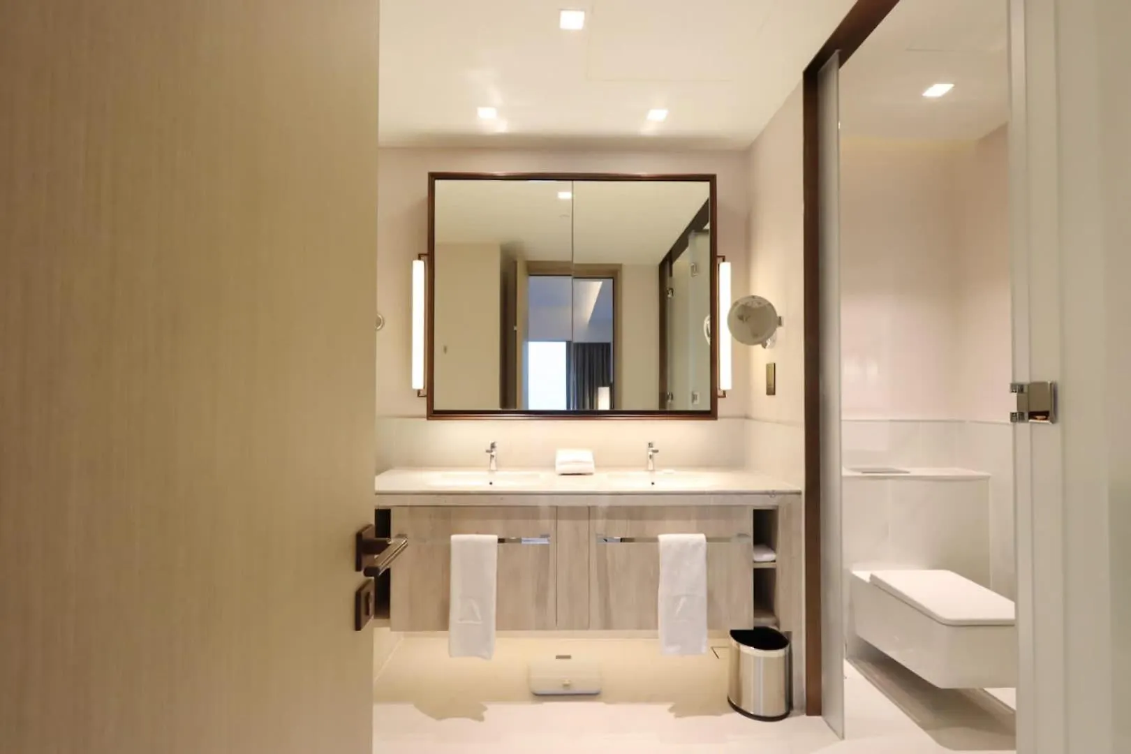 Livbnb - Premium 3Br With Burj Skyline View Dubai